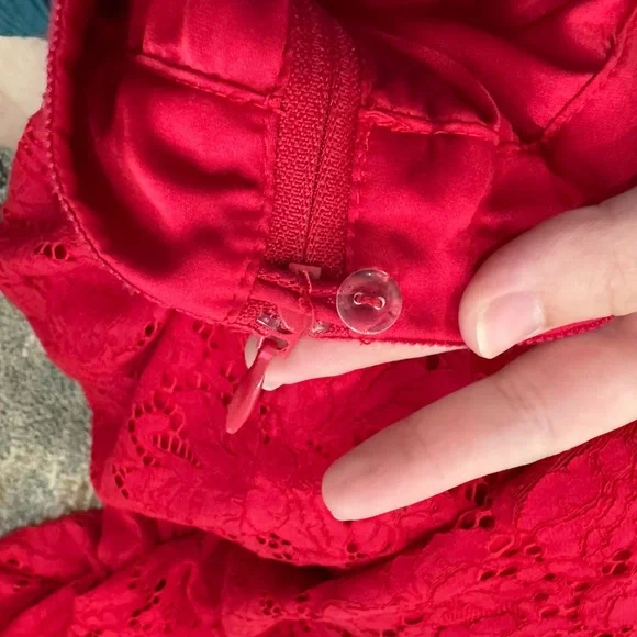 H&M Red Lace Pencil Skirt - Picture 8 of 11